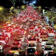 اعتراض به ایجاد عمدی ترافیک توسط مسئولان شهری در تهران